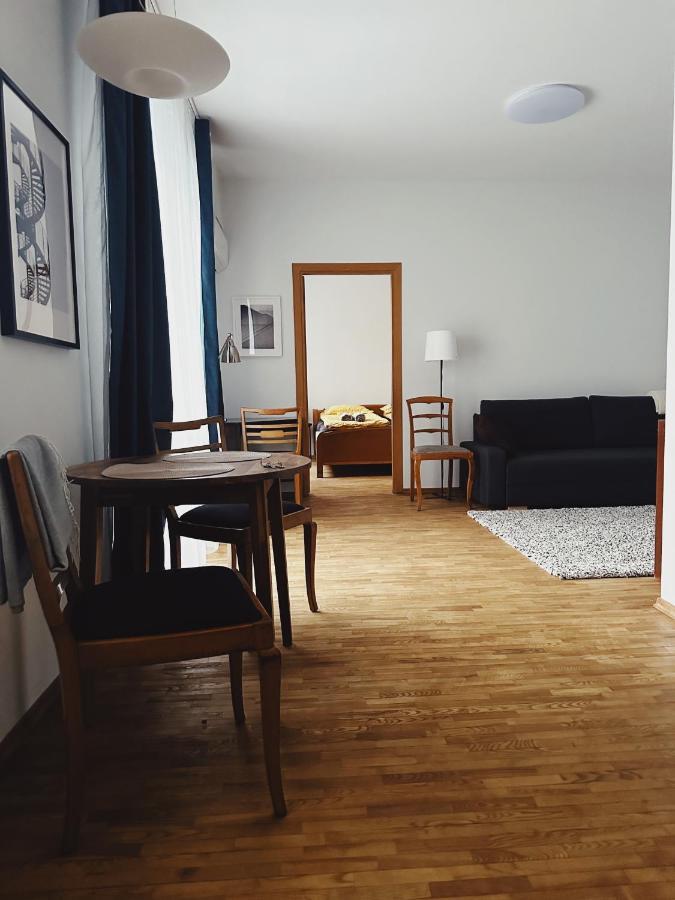 City Center Apartments Vilnius Bagian luar foto