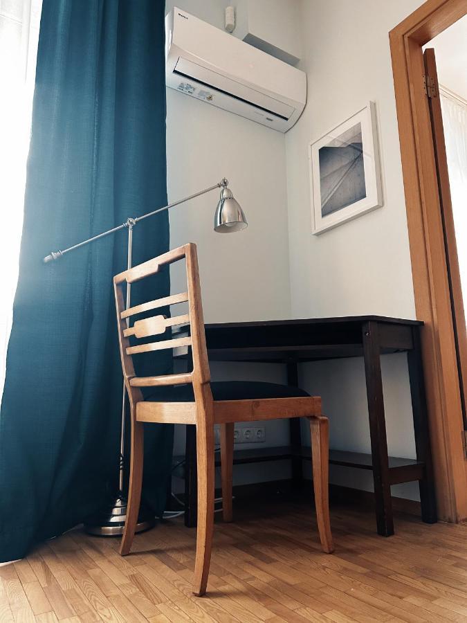 City Center Apartments Vilnius Bagian luar foto